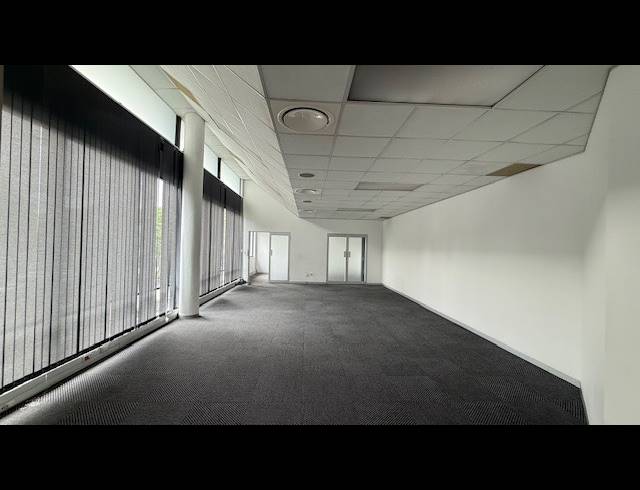 789M² OFFICE TO LET IN UMGENI BUSINESS PARK